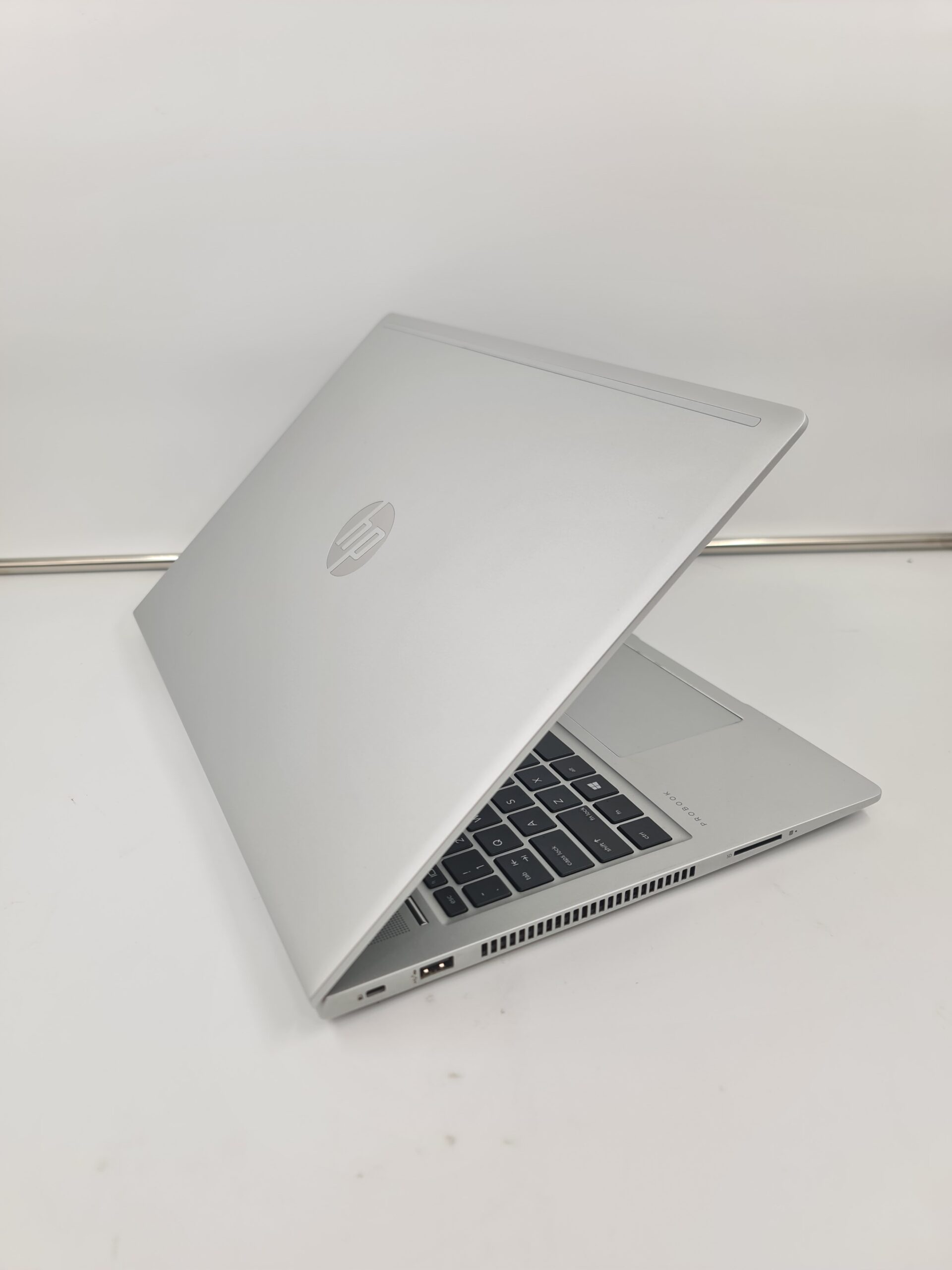 Hp probook 450 g7/i5-10210u/16gb/256nvm/15.6 FHD IPS/UHD/6H - Slika 2