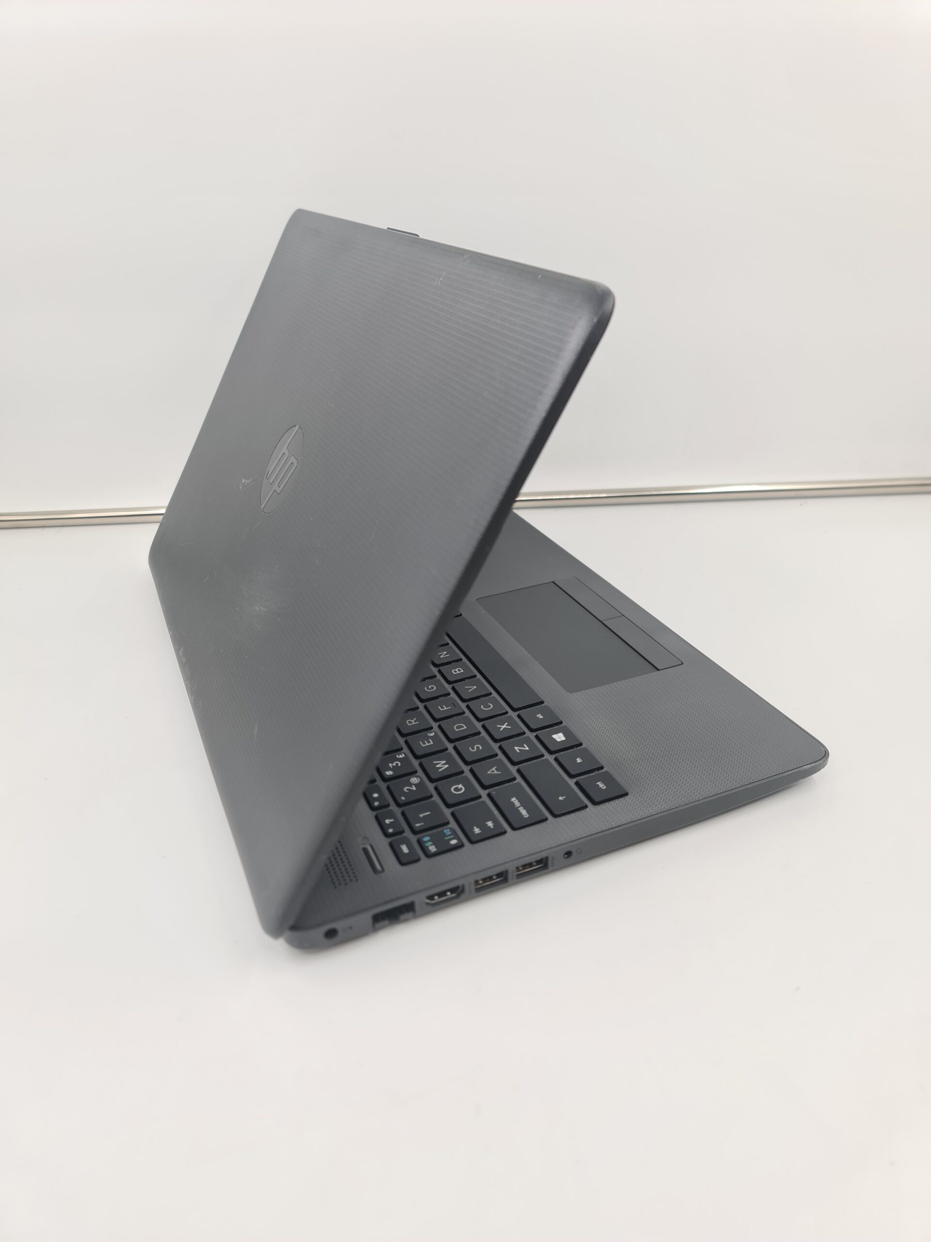Hp 250 g7/i5-8265u/16gb/256ssd/15.6 FHD/UHD620/6H - Polovni laptopovi