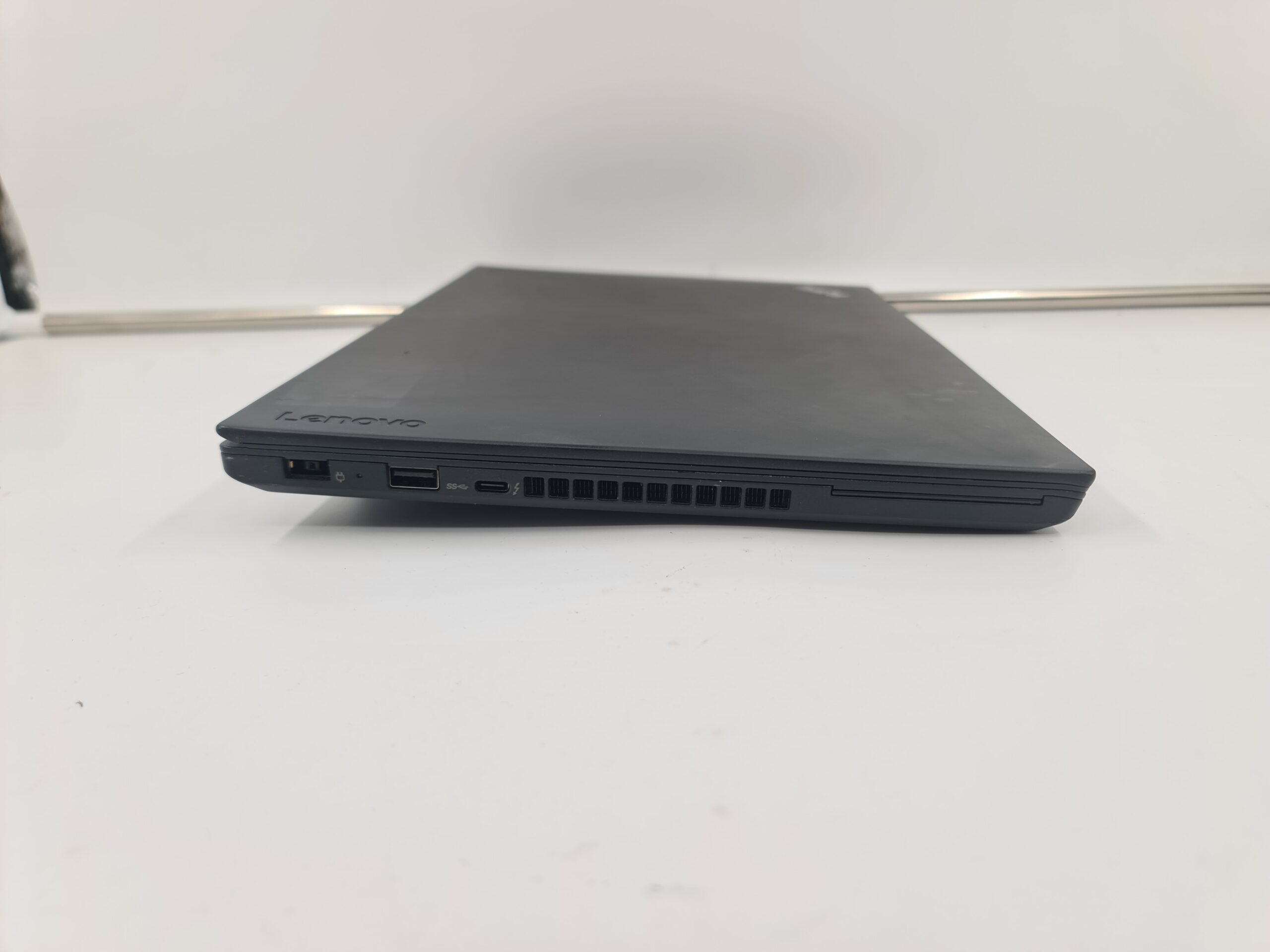 Lenovo T470/i5-7300u/16gb/512ssd/14FHD IPS/svetleca/5H - Slika 3