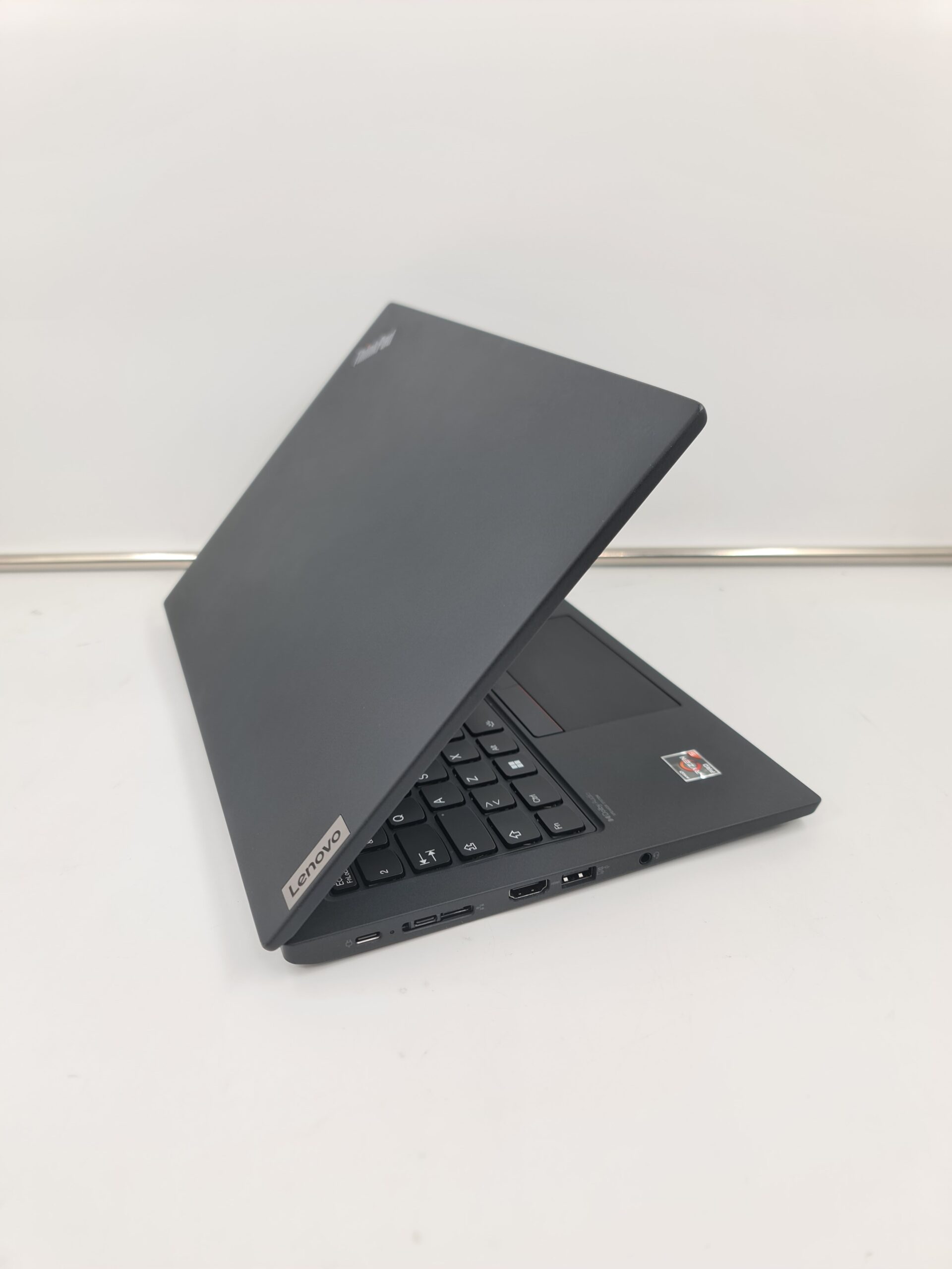 Lenovo X13 G2/Ryzen 5 PRO 5650u/16gb/256nvm/13.3Fhd IPS/6H - Slika 2