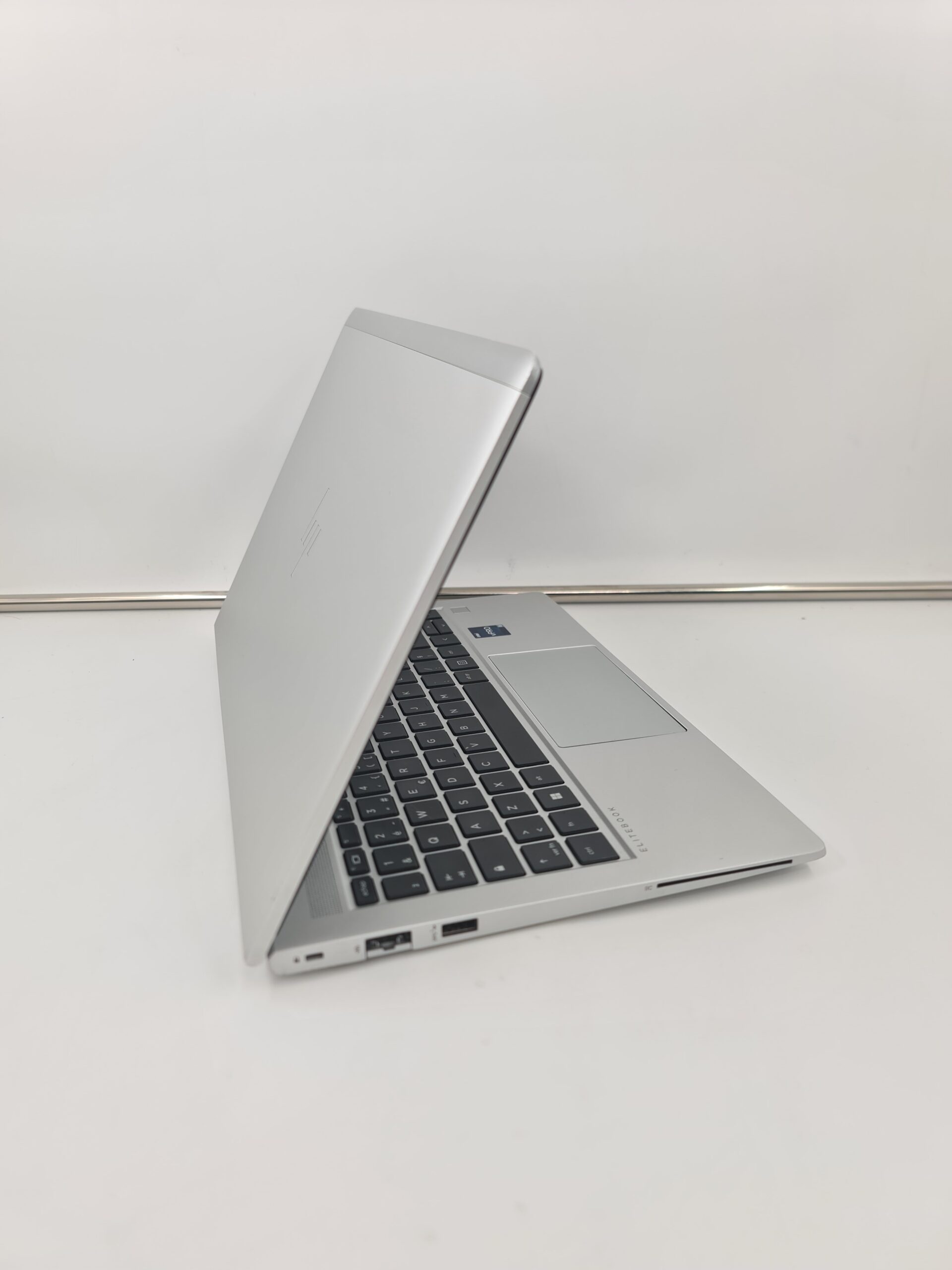 Hp 640 G9/i5-1245U/16gb/512nvm/14Fhd IPS TOUC/2cam/8H - Slika 2