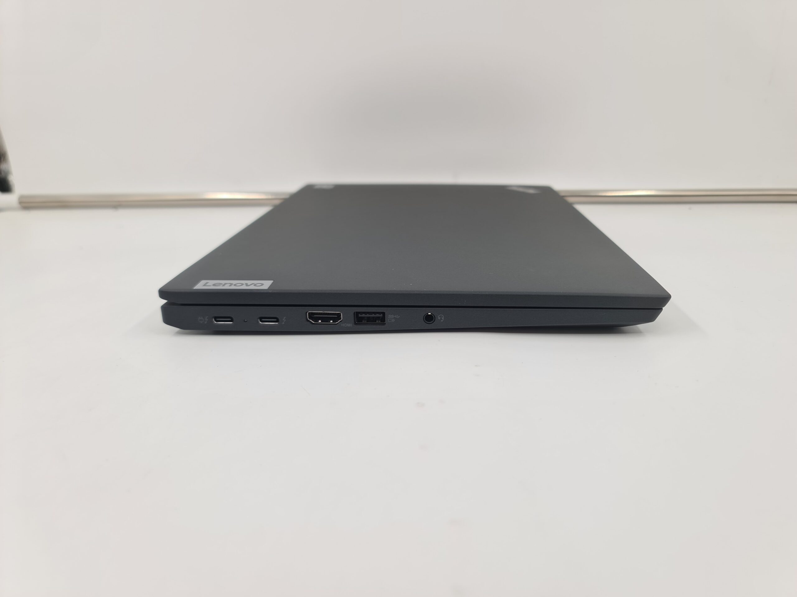 Lenovo X13 G3/i5-1245u/16gb/256nvm/13.3Fhd+ IPS/2cam/5H/NOVO - Slika 3