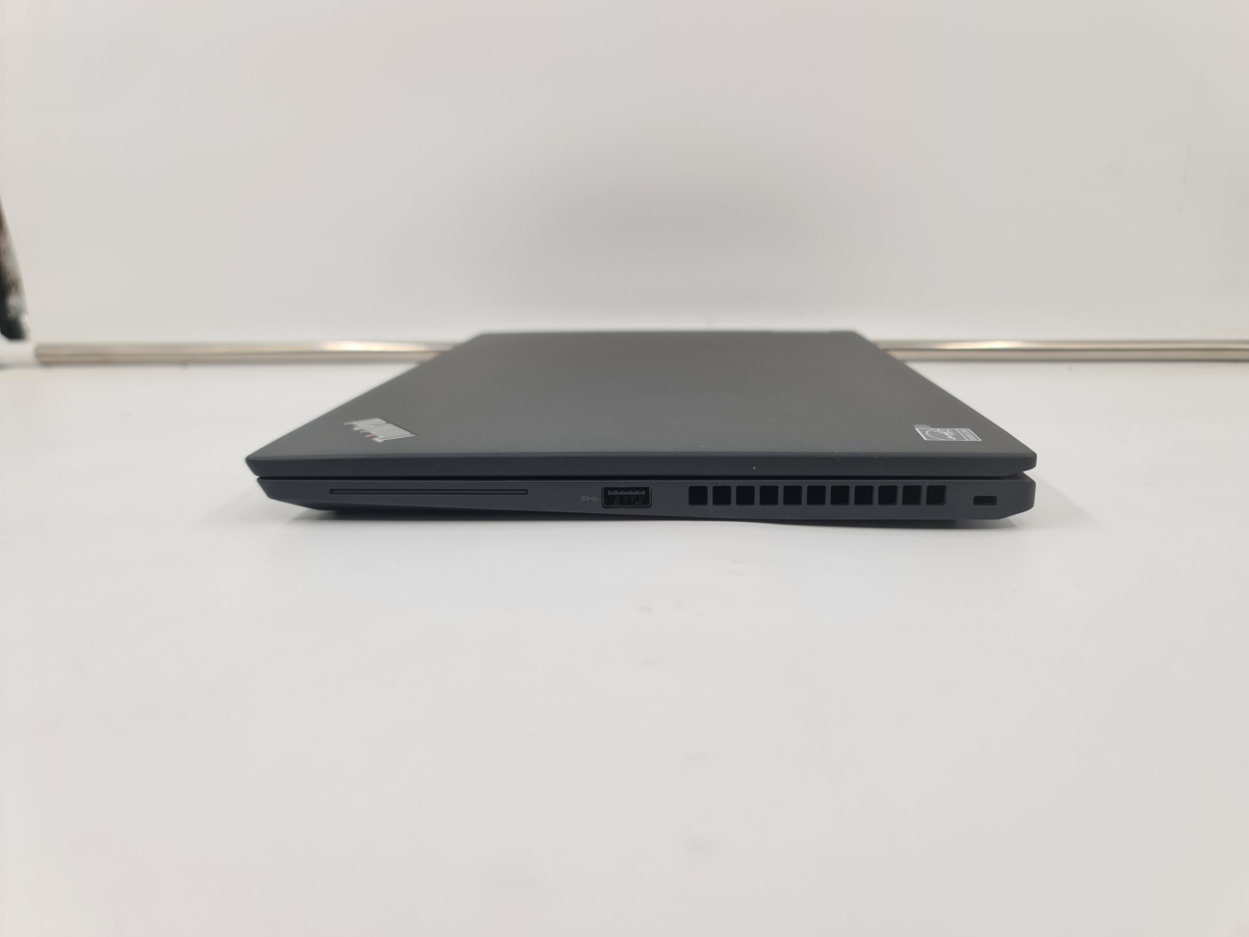 Lenovo X13 G3/i5-1245u/16gb/256nvm/13.3Fhd+ IPS/2cam/5H/NOVO - Slika 4