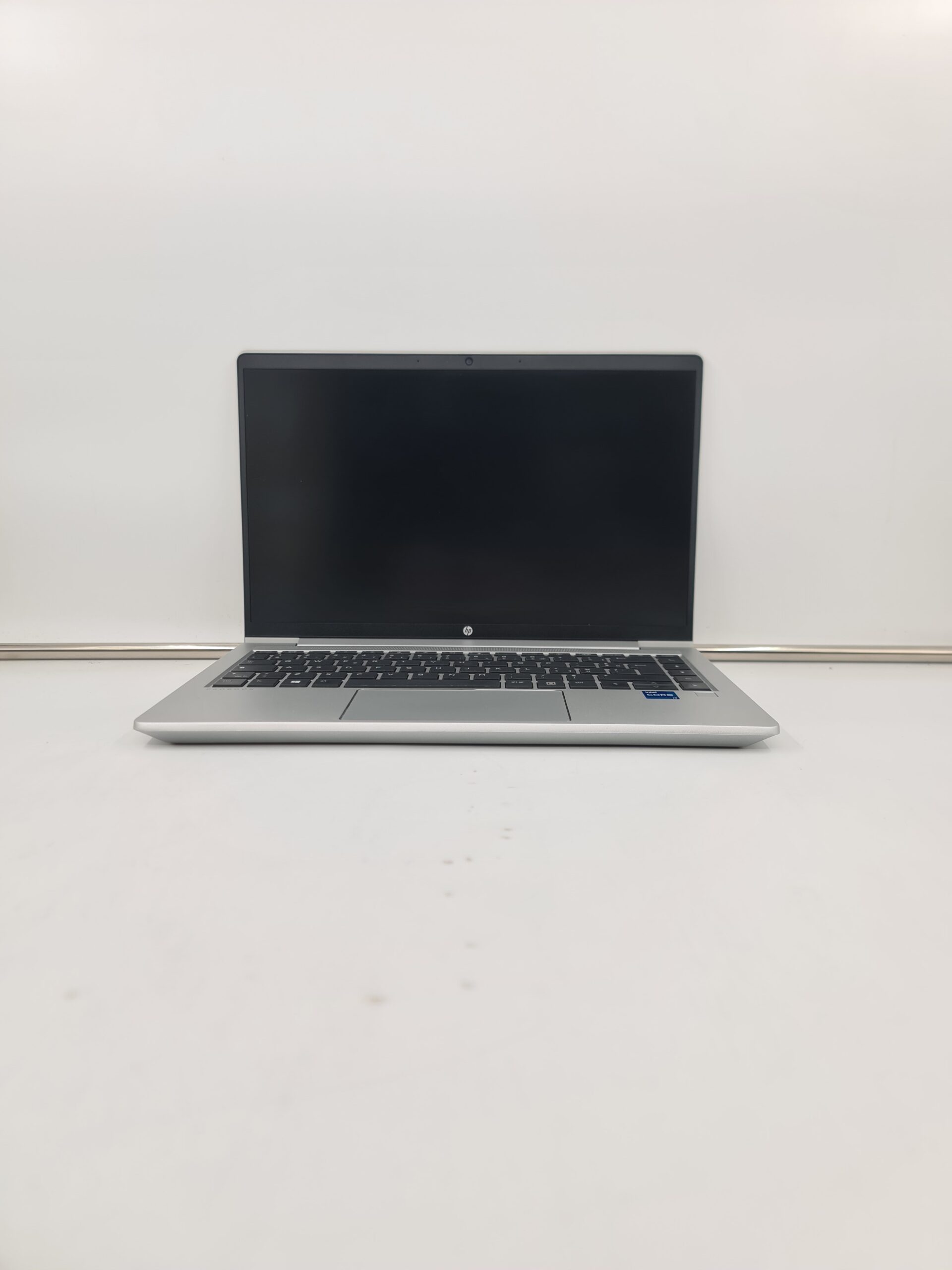 Hp probook 440 g8/i7-1165G7/16gb/512nvm/14FHD IPS/Iris Xe/6H