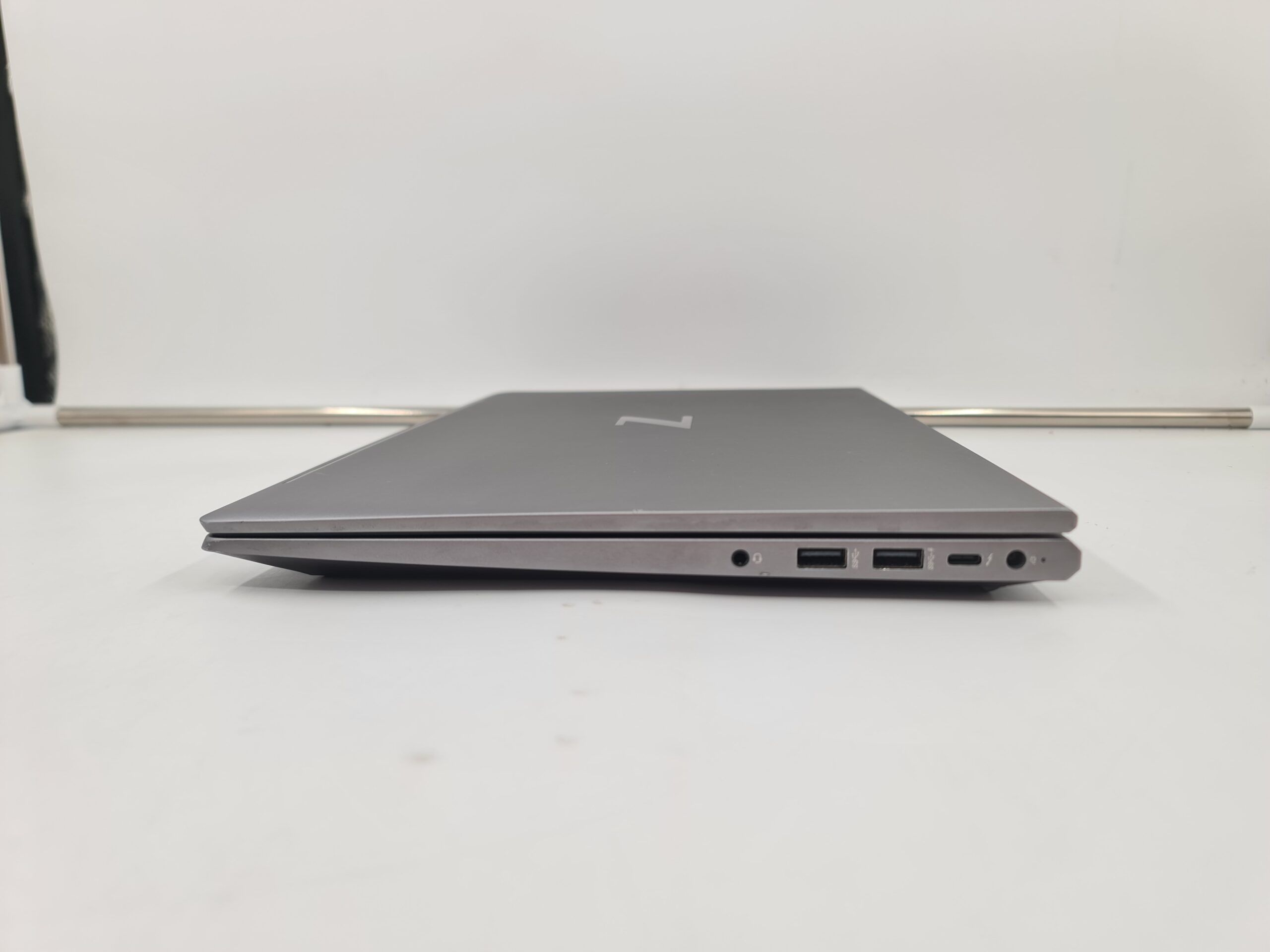 HP Zbook Power G8/i7-11800H/32gb/1TBNVM/RTX A2000/15.6FHD/5H - Slika 4