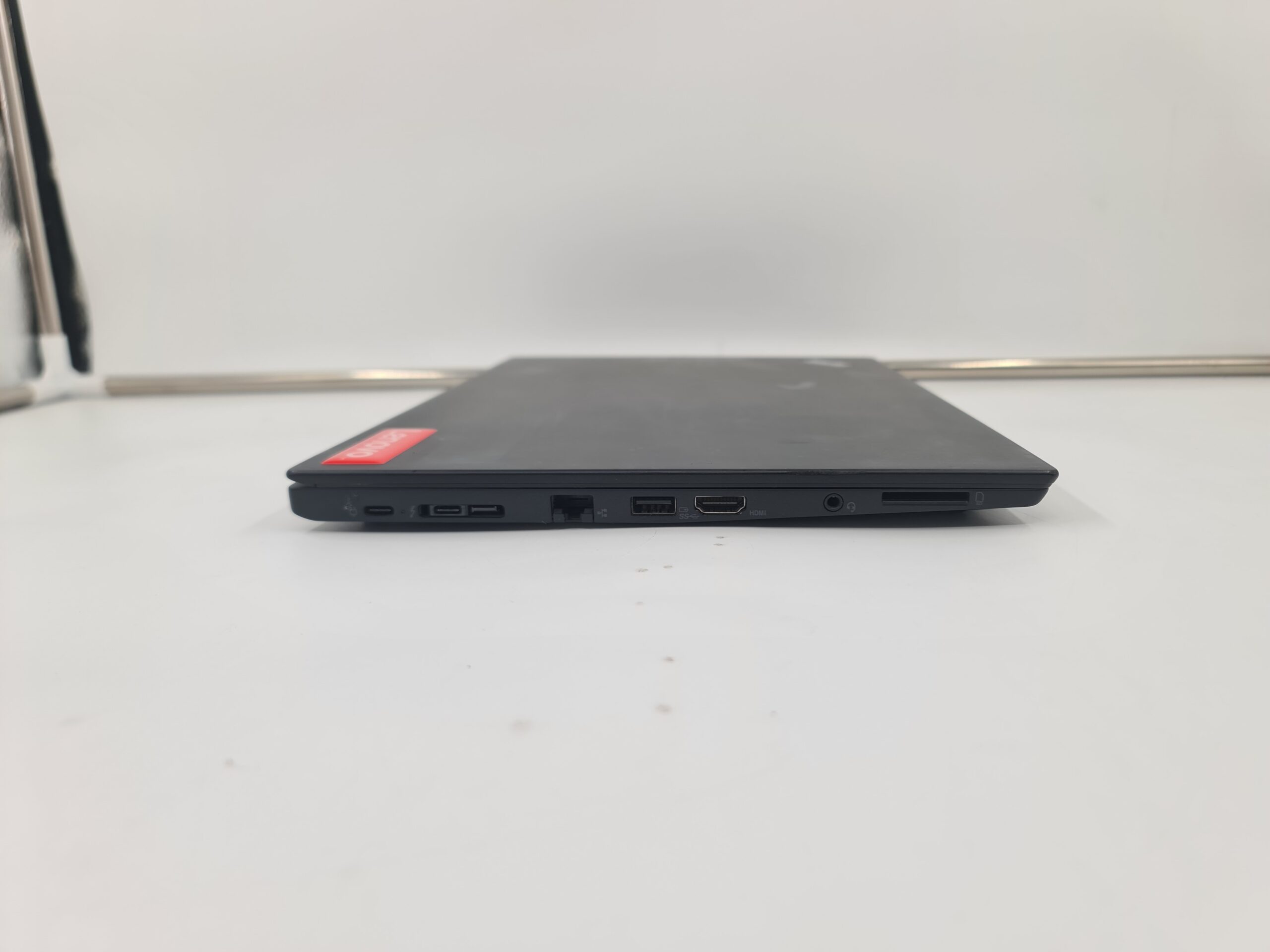 Lenovo T480s/i5-8350u/16gb/256nvm/14FHD IPS TOUC/5H - Slika 3