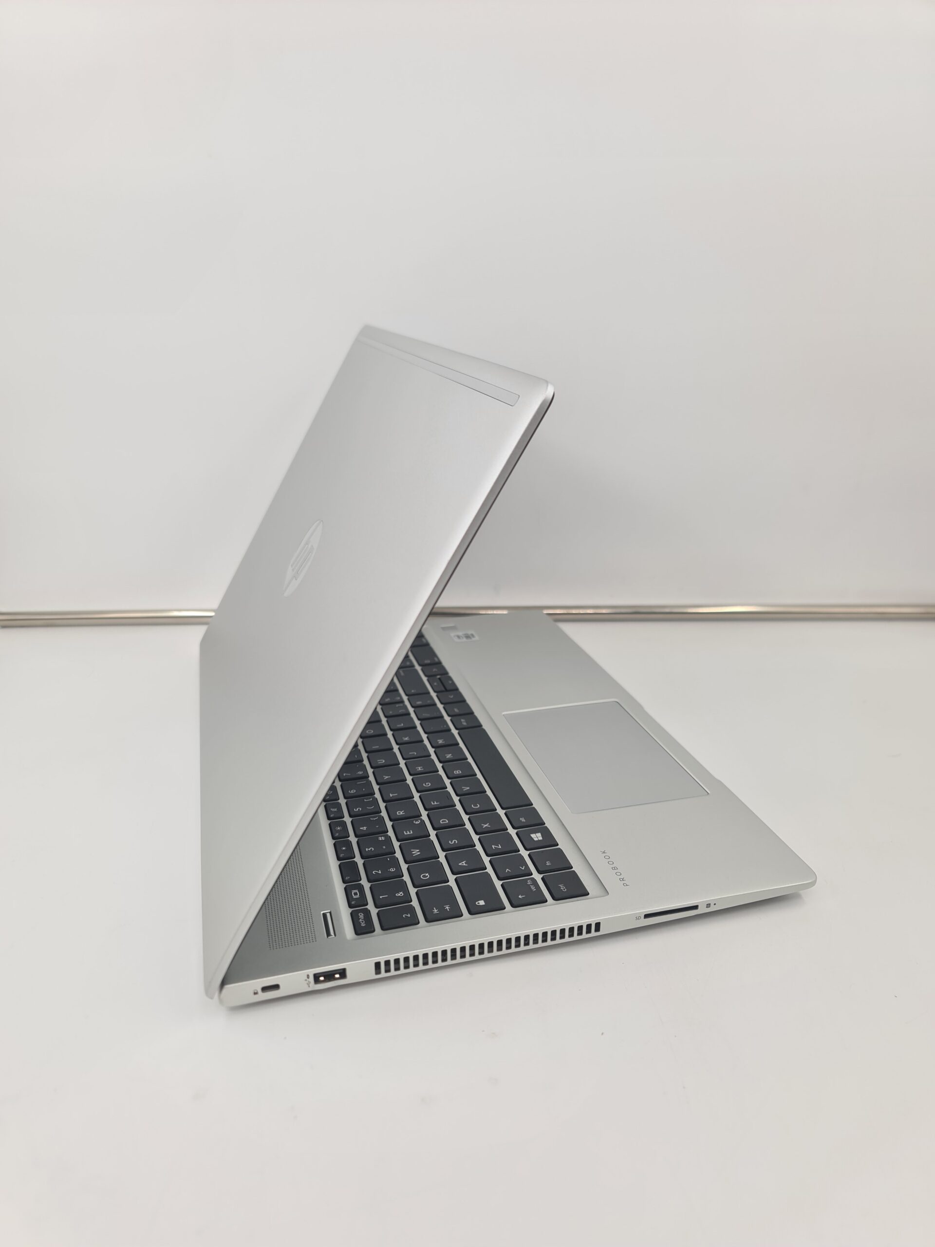 Hp 450 g7/i5-10210u/16gb/256nvm/15.6 FHD IPS/UHD/6H - Slika 2