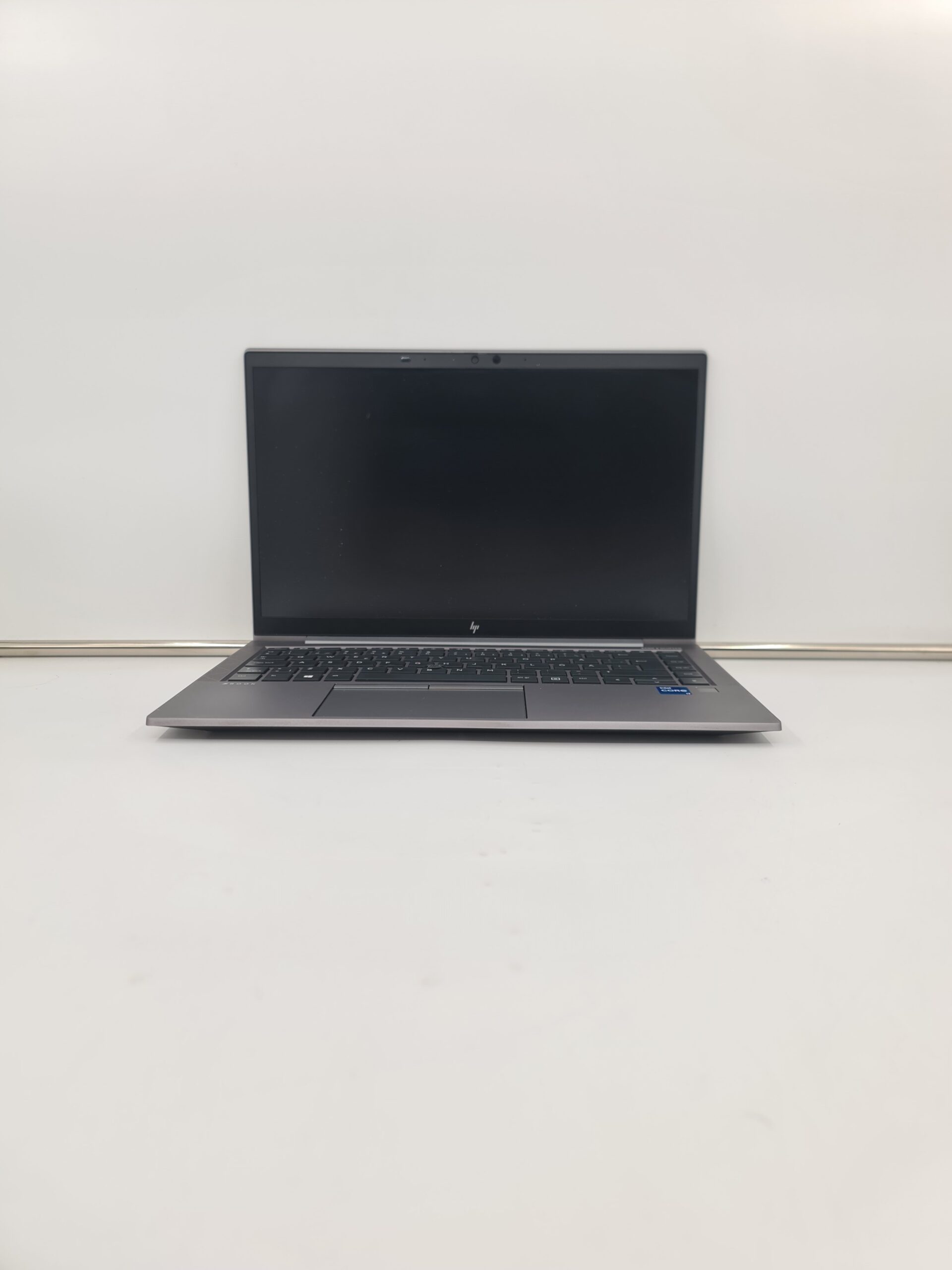 HP Zbook FireFly 14 G8/i7-1165G7/32gb/512ssd/NVidia T500/14