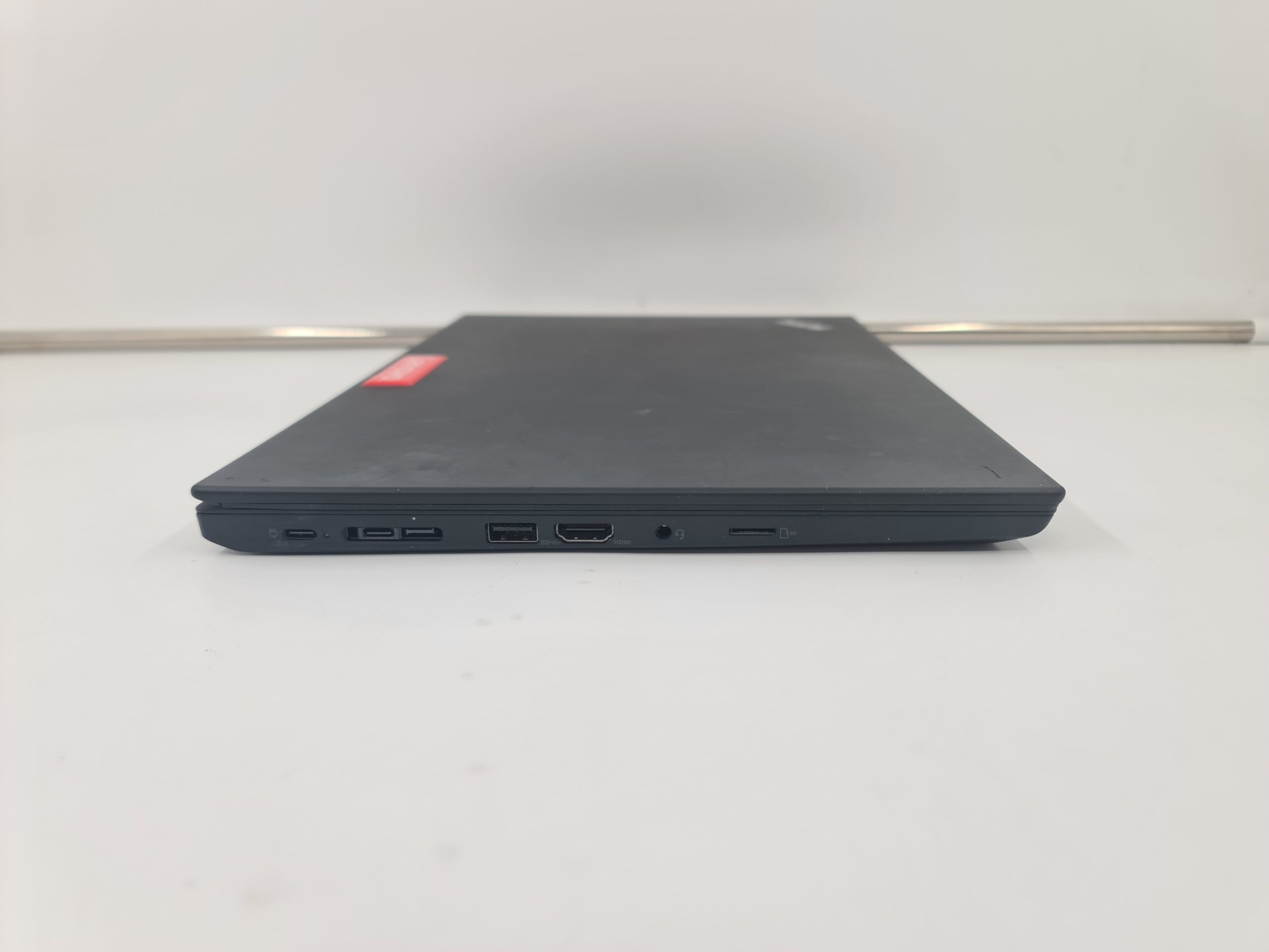 Lenovo T14 G1/Ryzen 5 4650U/16gb/256nvm/14Fhd IPS/Radeon/6H - Slika 3