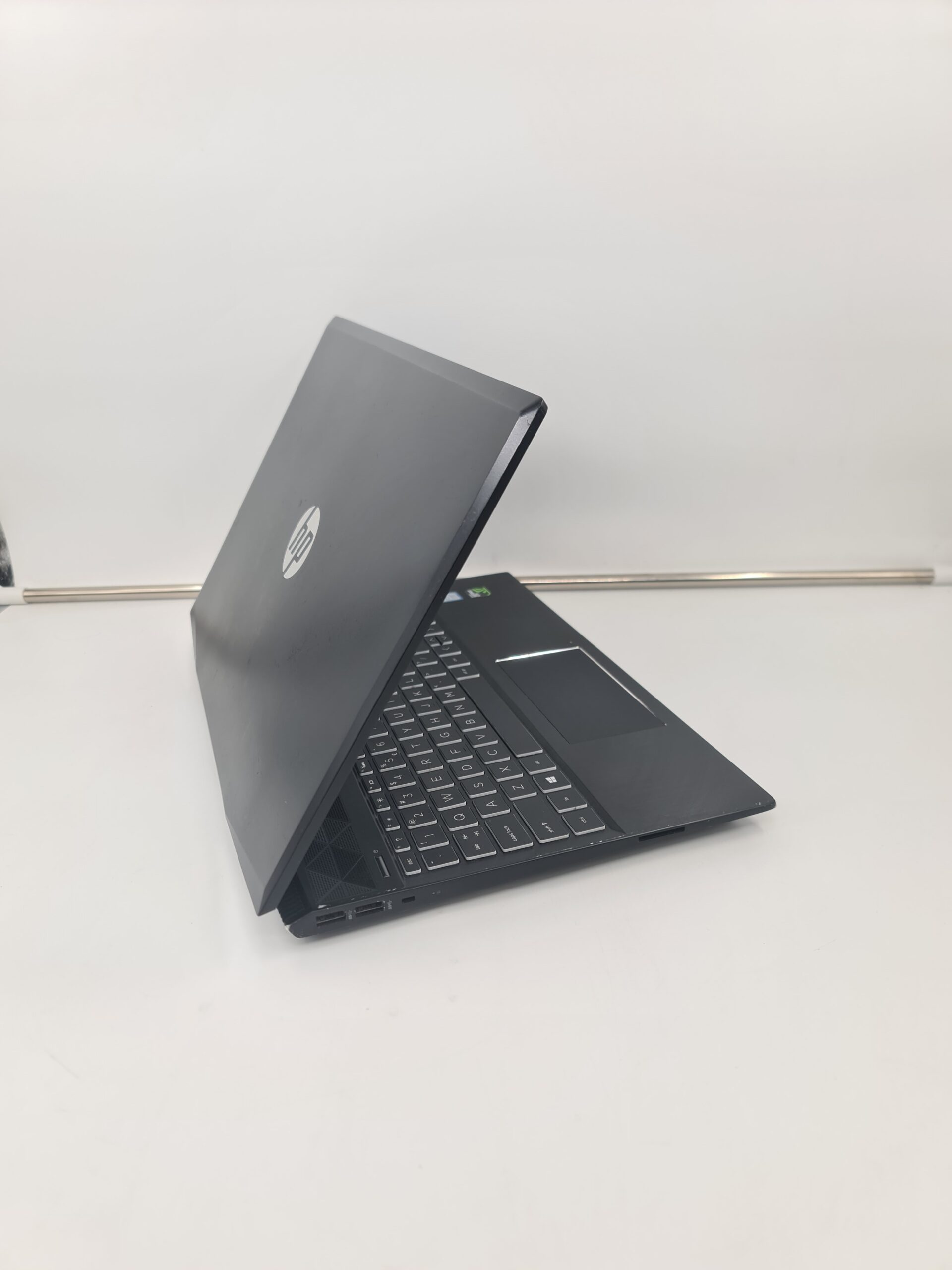 HP Gaming 15-cx0030no/i7-8750H/16gb/256ssd+1TB/GTX 1050/15.6 - Slika 2
