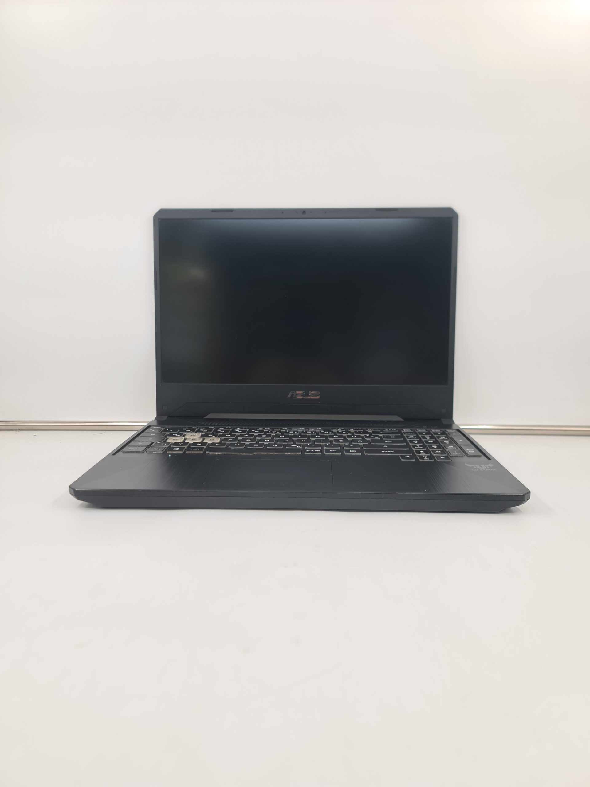 Asus TUF FX505D Ryzen 7 3750H/32gb/512gb/GTX 1660Ti 6gb/15.6